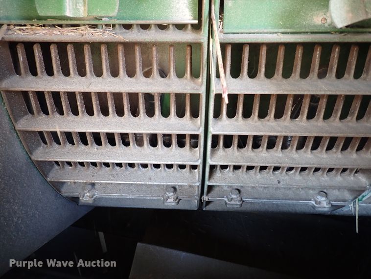 image for item DL6174 2002 John Deere 9650STS  combine