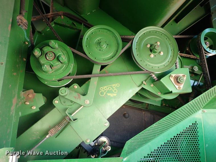 image for item DL6174 2002 John Deere 9650STS  combine