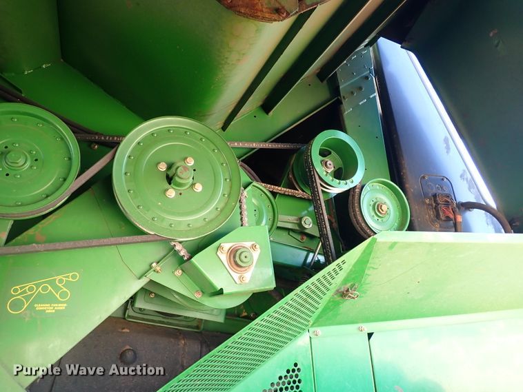 image for item DL6174 2002 John Deere 9650STS  combine