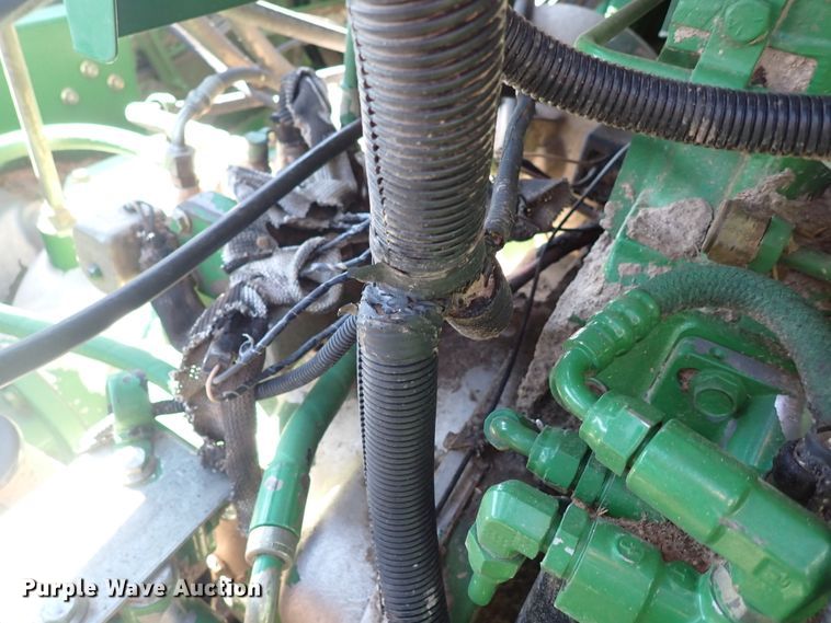 image for item DL6174 2002 John Deere 9650STS  combine