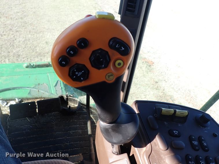 image for item DL6174 2002 John Deere 9650STS  combine