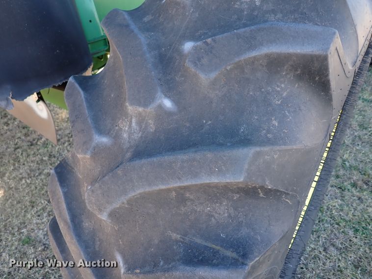 image for item DL6174 2002 John Deere 9650STS  combine