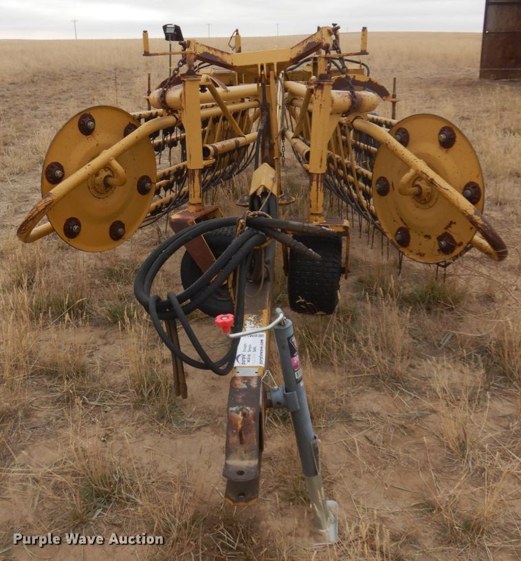 image for item DM5302 Vermeer R-23  hay rake