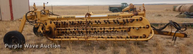 image for item DM5302 Vermeer R-23  hay rake