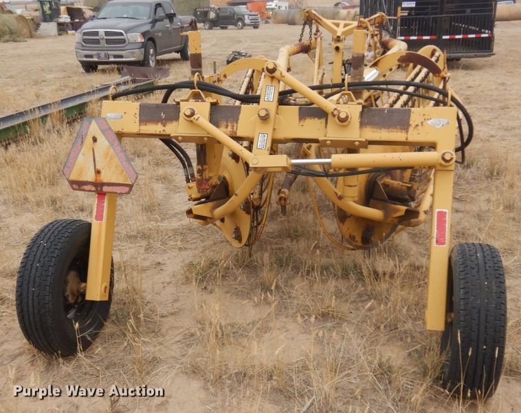 image for item DM5302 Vermeer R-23  hay rake