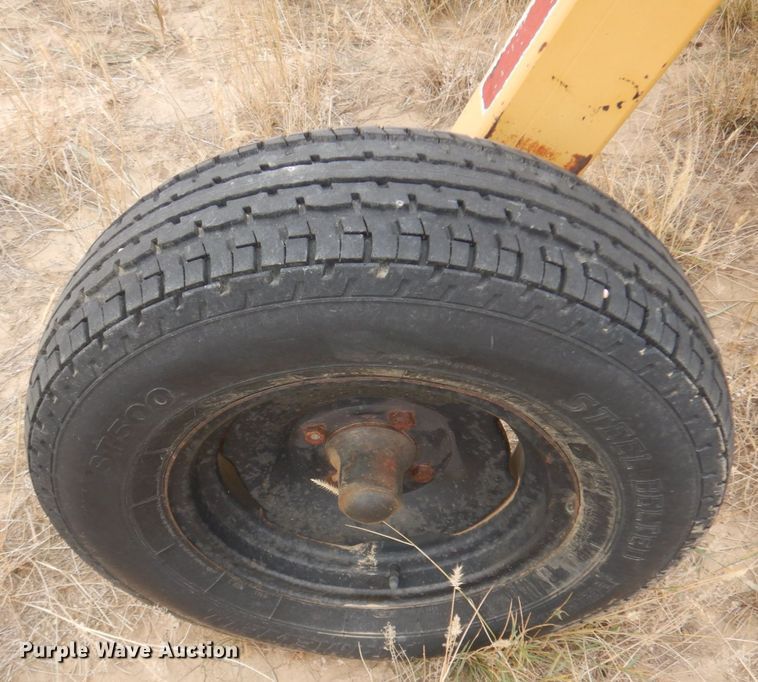 image for item DM5302 Vermeer R-23  hay rake