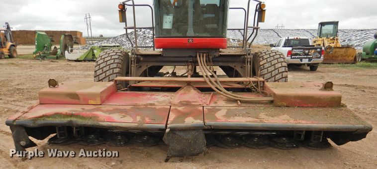 image for item DN0056 2014 Massey Ferguson WR9870  windrower