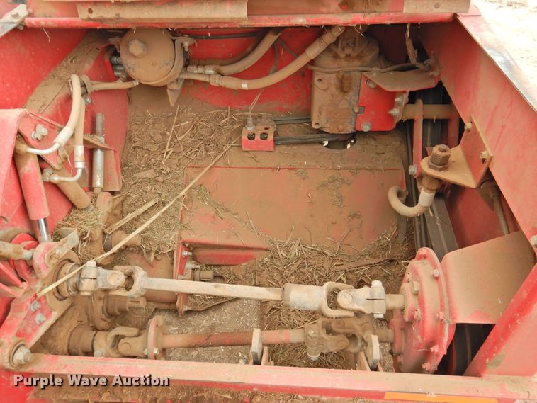 image for item DN0056 2014 Massey Ferguson WR9870  windrower