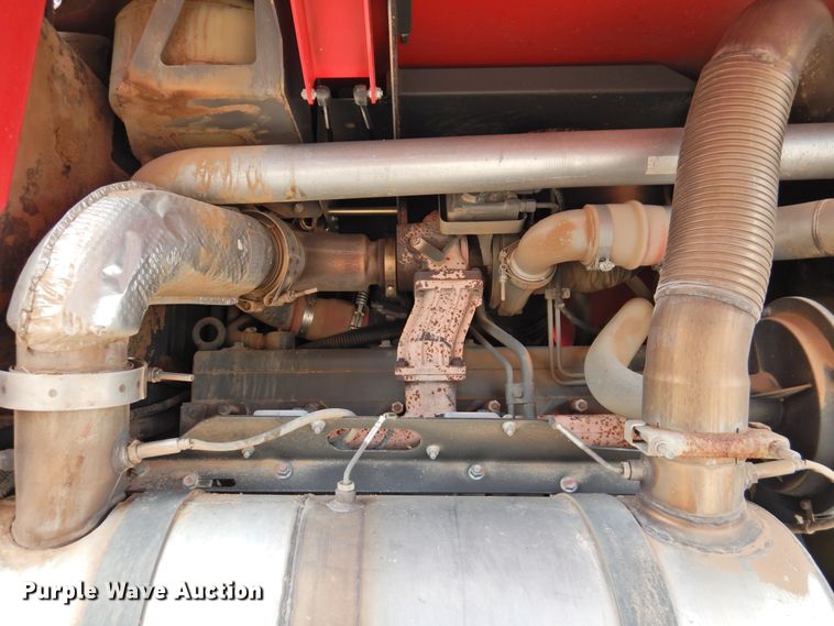 image for item DN0056 2014 Massey Ferguson WR9870  windrower