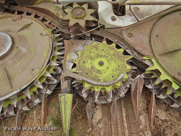 image for item DN0059 2016 Claas Orbis 750  rotary forage head
