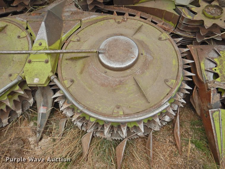 image for item DN0059 2016 Claas Orbis 750  rotary forage head