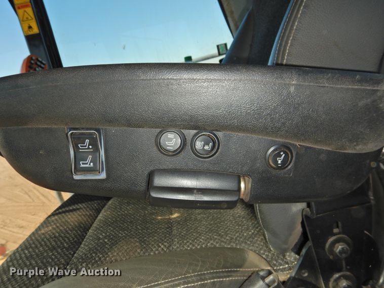 image for item DN0060 2014 Challenger WR9870  windrower