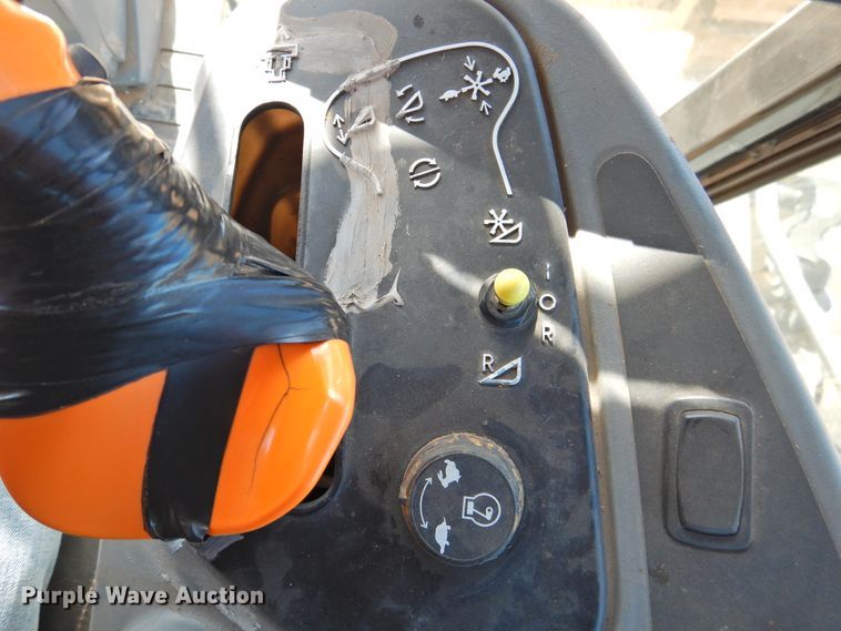 image for item DN0060 2014 Challenger WR9870  windrower