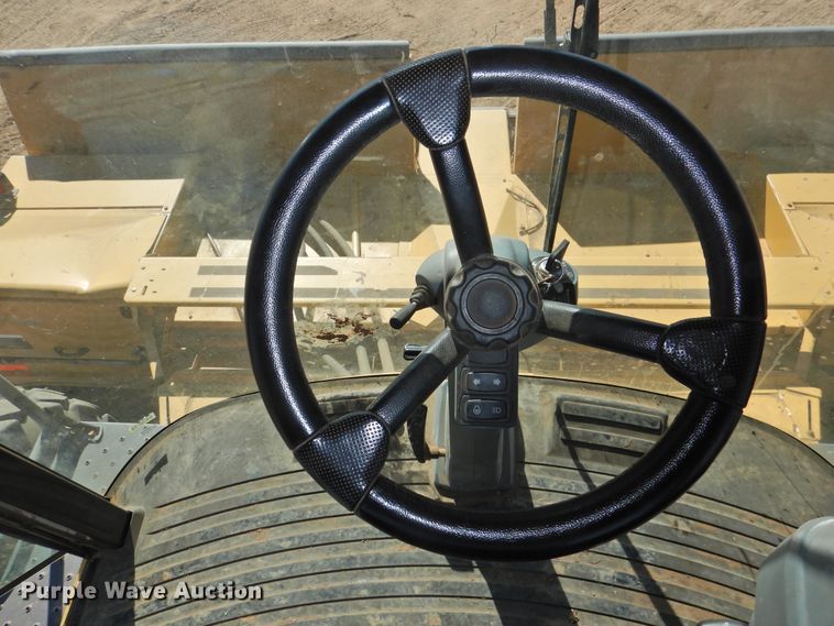 image for item DN0060 2014 Challenger WR9870  windrower