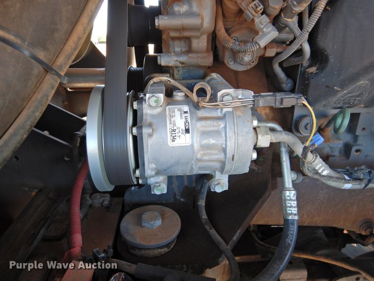 image for item DN0060 2014 Challenger WR9870  windrower