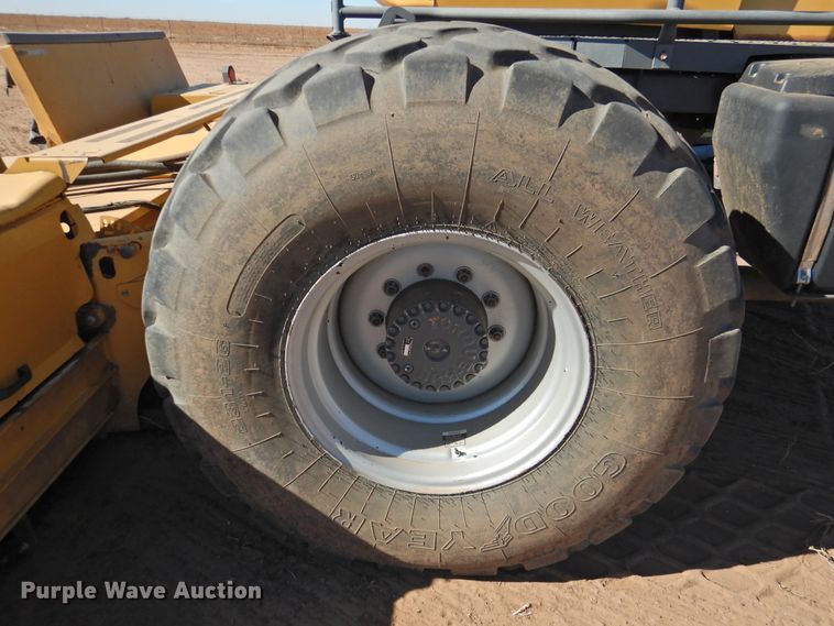 image for item DN0060 2014 Challenger WR9870  windrower