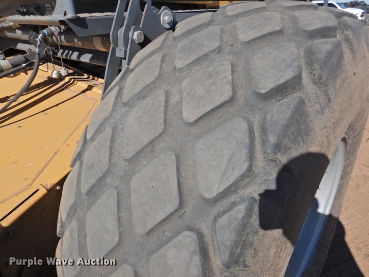 image for item DN0060 2014 Challenger WR9870  windrower