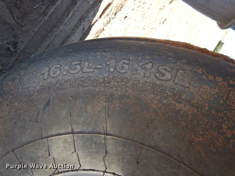 image for item DN0060 2014 Challenger WR9870  windrower