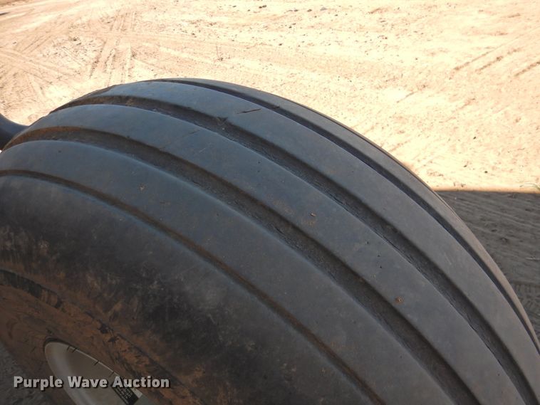 image for item DN0060 2014 Challenger WR9870  windrower