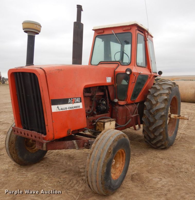 image for item DN6250 1974 Allis Chalmers 7040  tractor