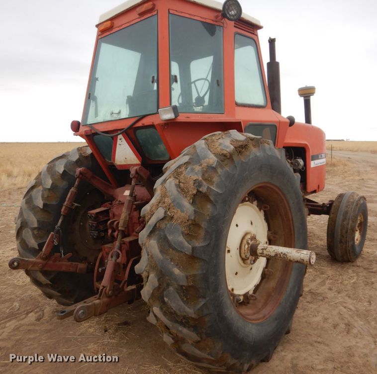 image for item DN6250 1974 Allis Chalmers 7040  tractor