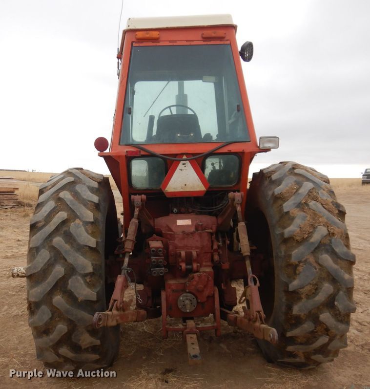image for item DN6250 1974 Allis Chalmers 7040  tractor