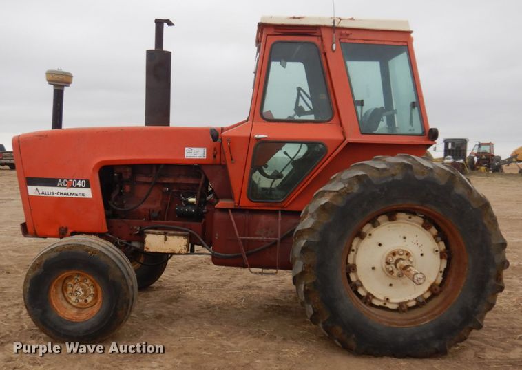 image for item DN6250 1974 Allis Chalmers 7040  tractor