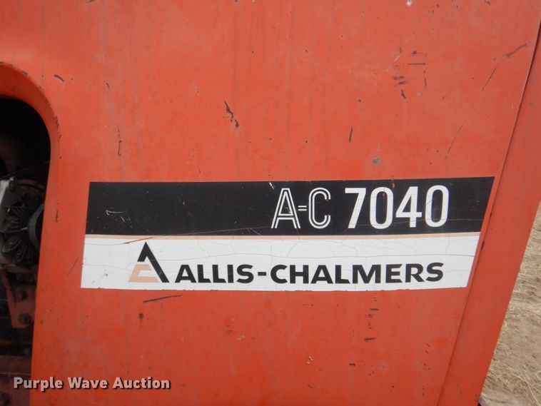 image for item DN6250 1974 Allis Chalmers 7040  tractor