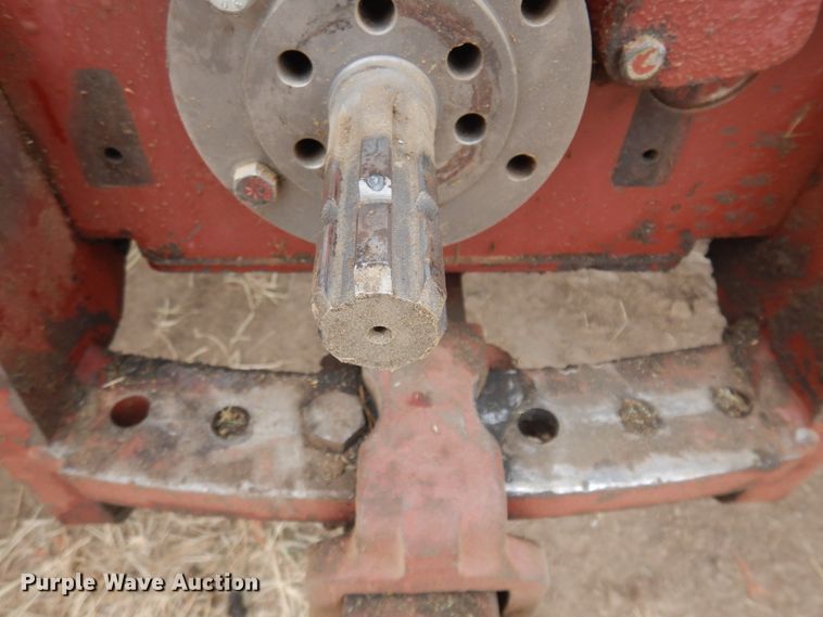 image for item DN6250 1974 Allis Chalmers 7040  tractor