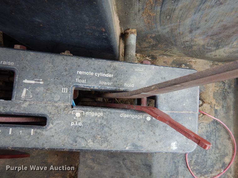 image for item DN6250 1974 Allis Chalmers 7040  tractor