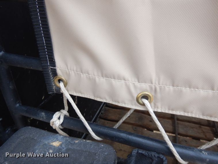 image for item DN6253 2006 Gooseneck A10A2  livestock trailer