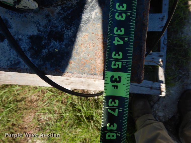 image for item ED9877 (5) hydraulic tanks