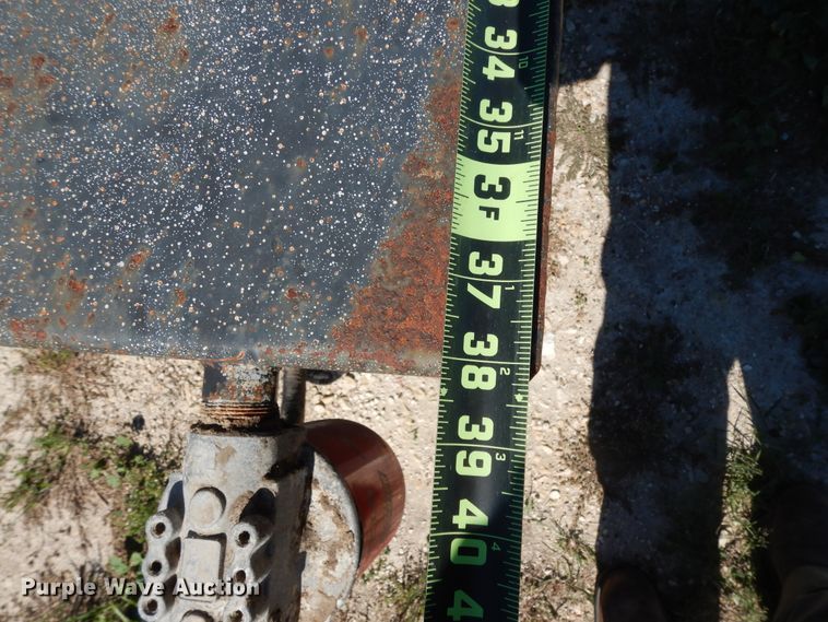 image for item ED9877 (5) hydraulic tanks