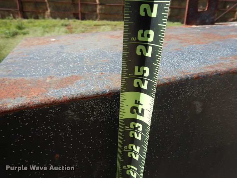 image for item ED9877 (5) hydraulic tanks