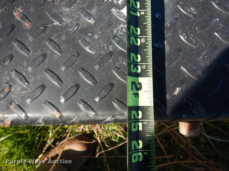 image for item ED9877 (5) hydraulic tanks