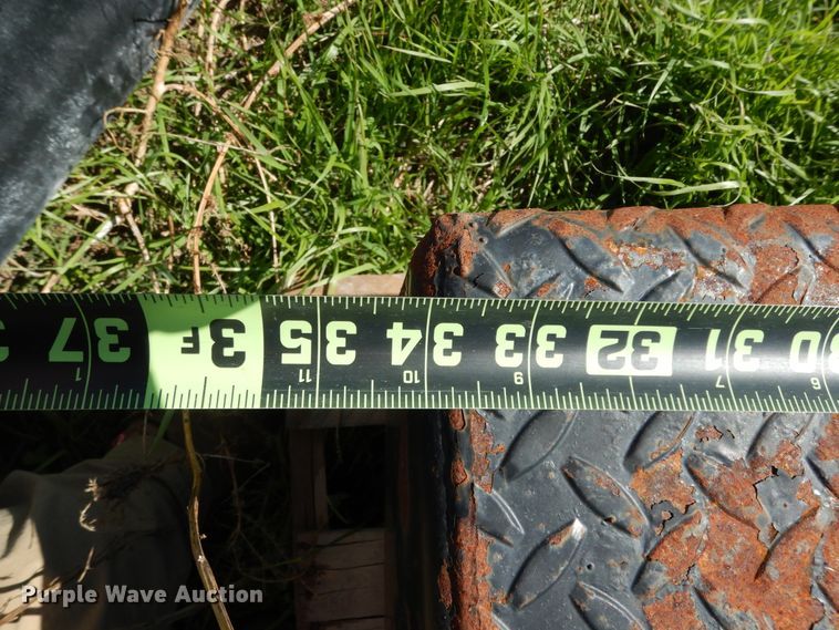 image for item ED9877 (5) hydraulic tanks