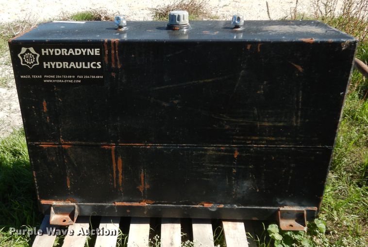 image for item ED9877 (5) hydraulic tanks