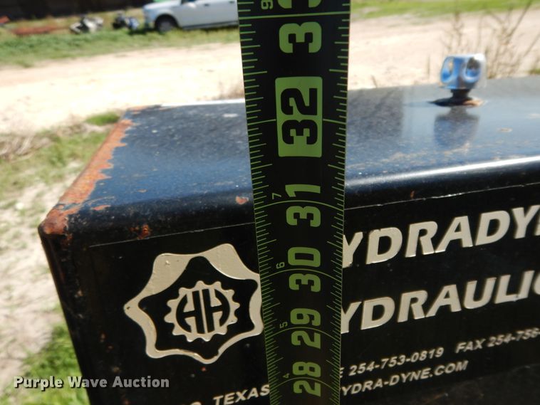 image for item ED9877 (5) hydraulic tanks