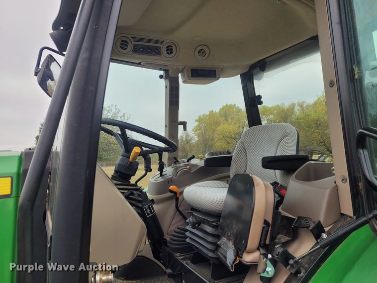 image for item FC9085 2013 John Deere 5085E  MFWD tractor