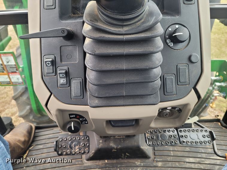 image for item FC9085 2013 John Deere 5085E  MFWD tractor