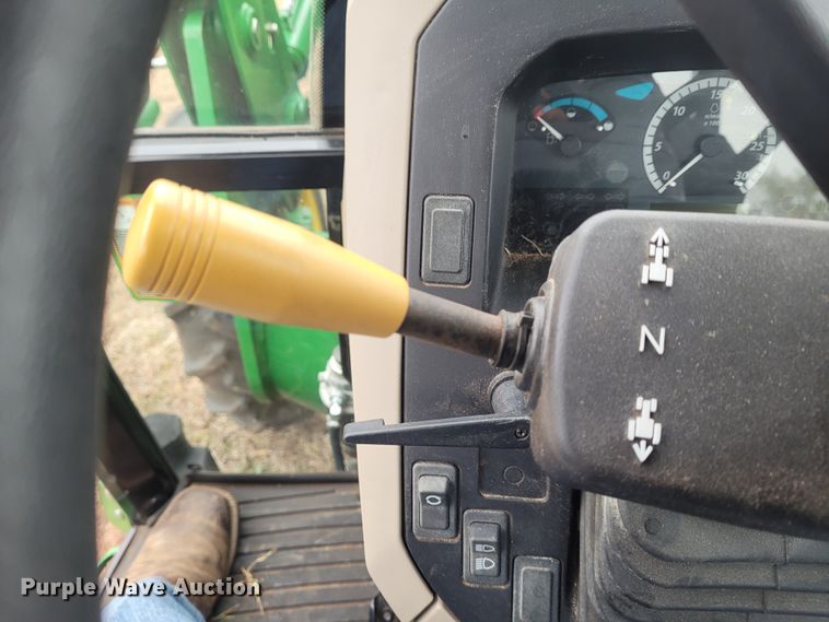 image for item FC9085 2013 John Deere 5085E  MFWD tractor