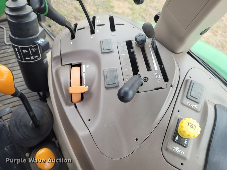 image for item FC9085 2013 John Deere 5085E  MFWD tractor