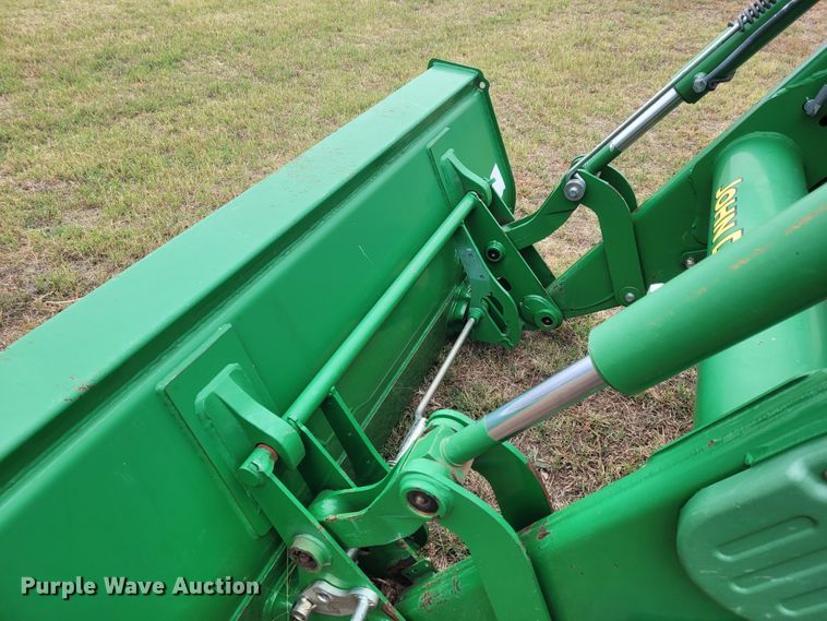 image for item FC9085 2013 John Deere 5085E  MFWD tractor