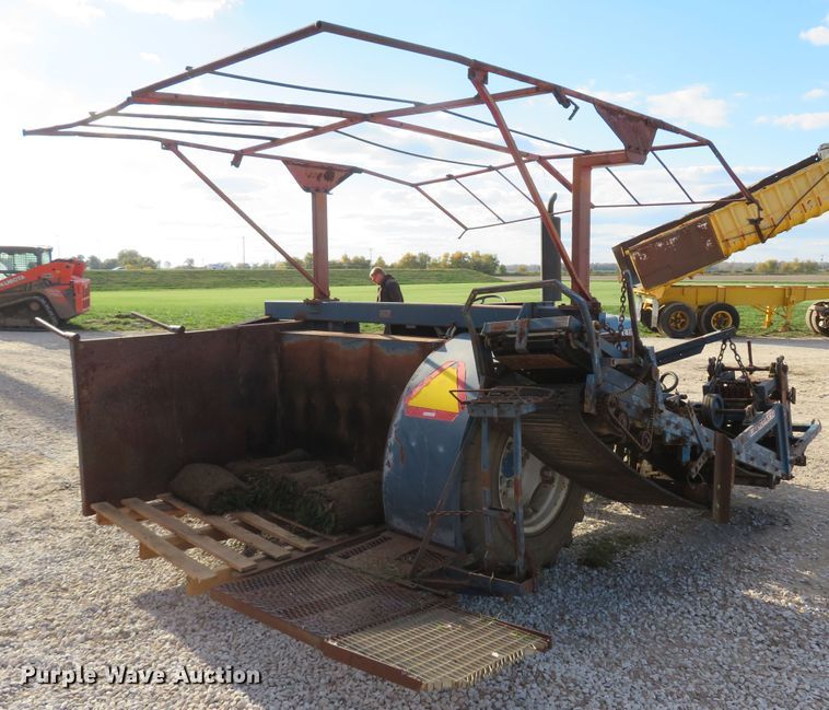 image for item FP9436 Ford 3910  tractor