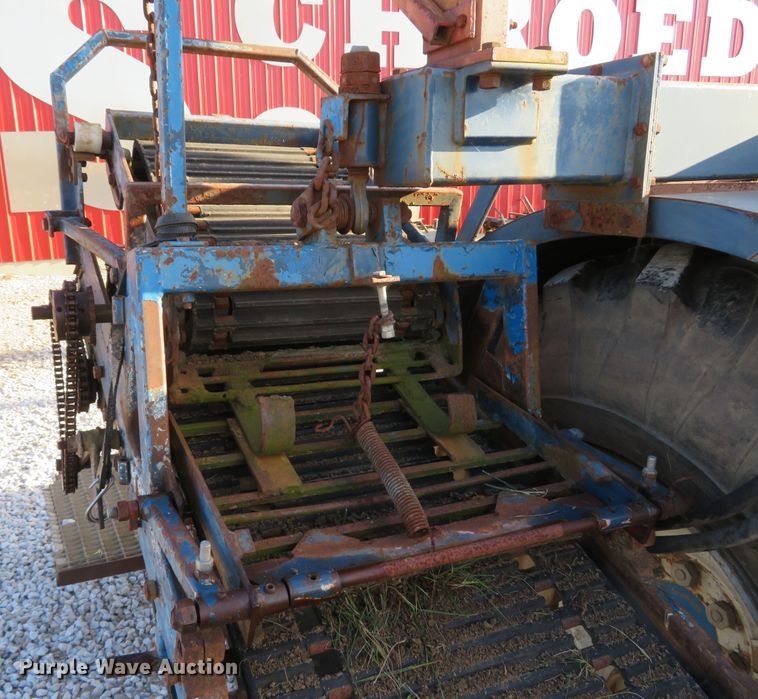 image for item FP9436 Ford 3910  tractor