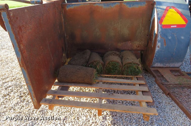 image for item FP9436 Ford 3910  tractor