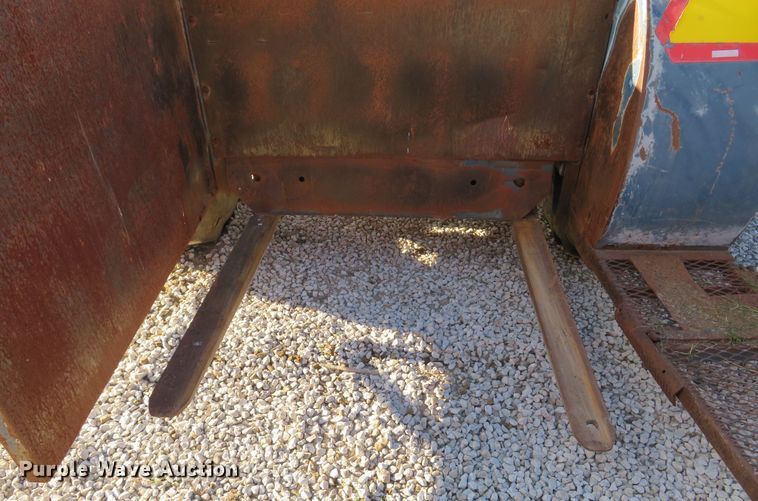 image for item FP9436 Ford 3910  tractor