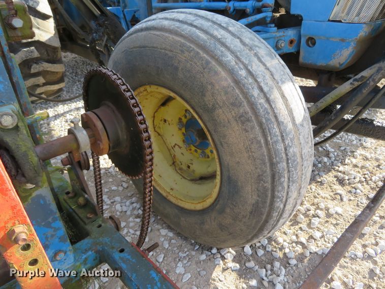 image for item FP9436 Ford 3910  tractor