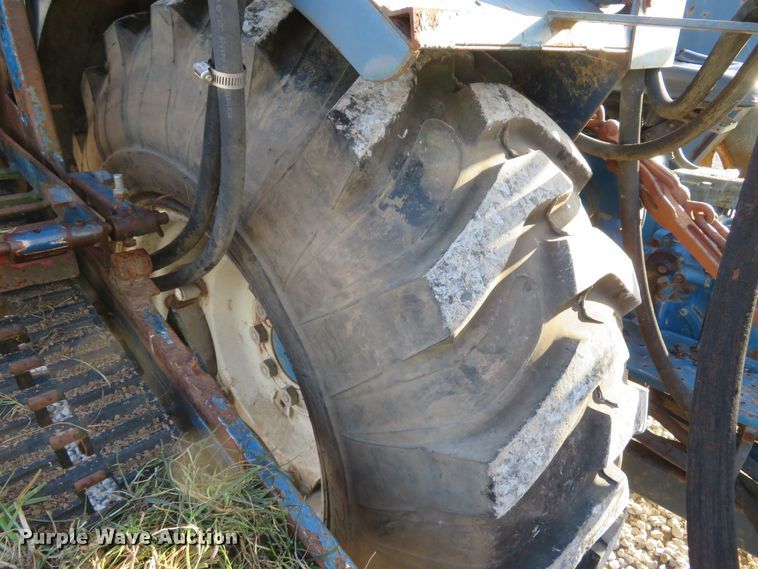 image for item FP9436 Ford 3910  tractor
