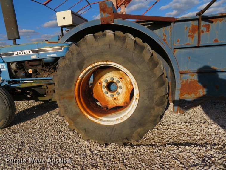 image for item FP9436 Ford 3910  tractor